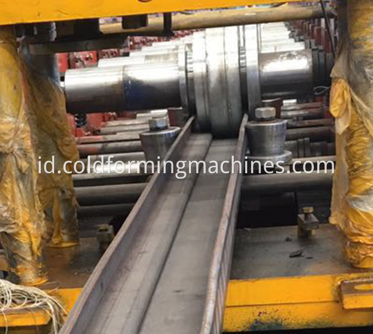 door frame roll forming machine